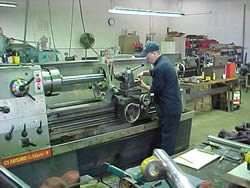 Cylinder Services Inc machine shop lathe